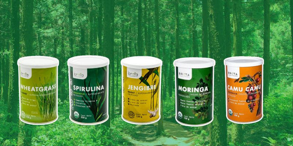 5 Superalimentos que Transformarán tu salud: Spirulina, Wheatgrass, Jengibre, Moringa y Camu Camu